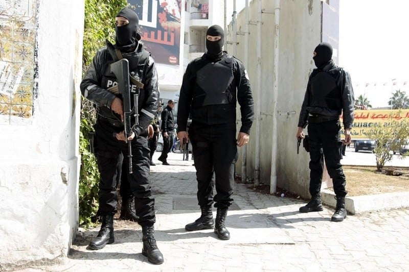 موظفون يواجهون تهمة "التآمر" في تونس