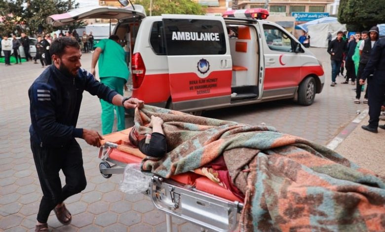 12 قتيلا في قصف إسرائيل مستشفى بغزة