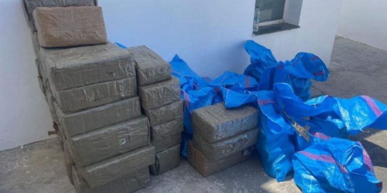 حجز طنين من مخدر “الشيرا” بميناء آسفي