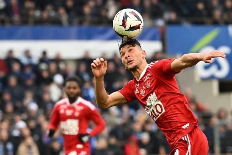 داري يركز في المستقبل مع نادي "بريست"