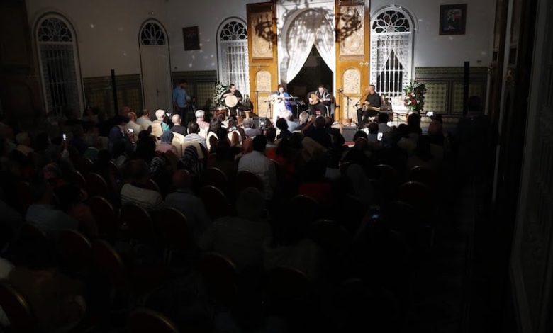 مبادرة تكرم التراث بـ"جائزة النجم المغربي" مبادرة تكرم التراث بـ"جائزة النجم المغربي"