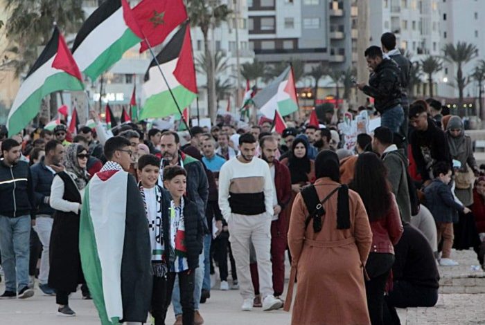 مسيرة حاشدة بطنجة تضامنا مع فلسطين مسيرة حاشدة بطنجة تضامنا مع فلسطين
