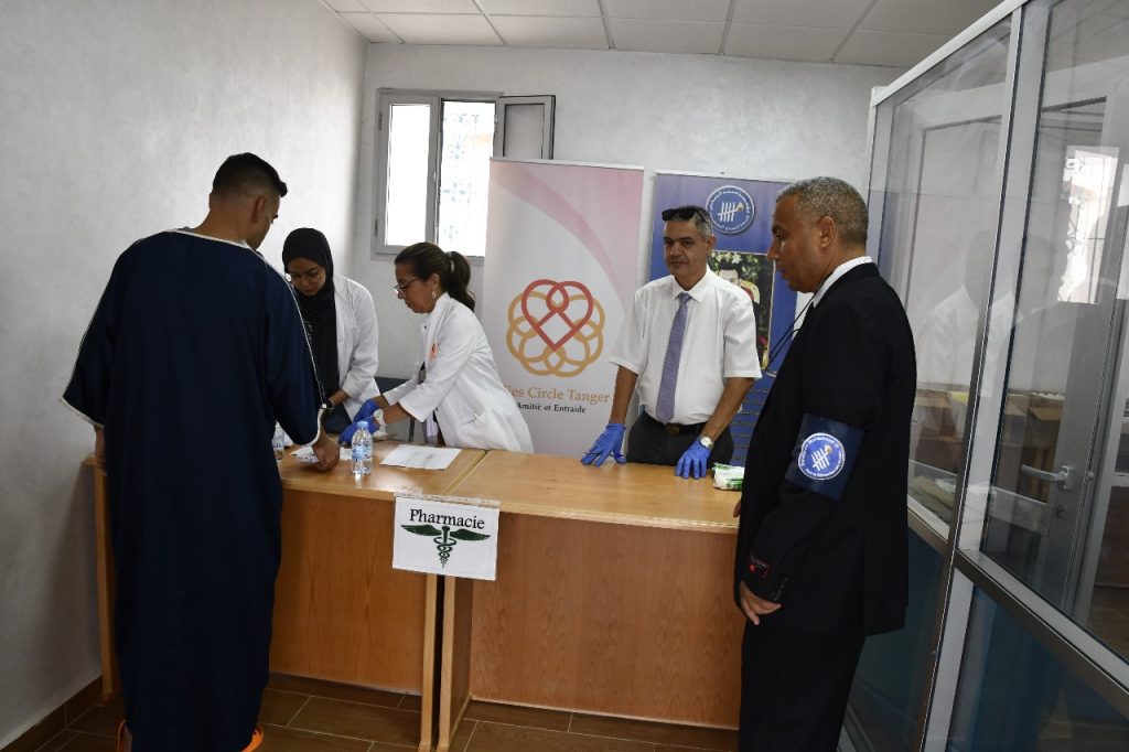 أزيد من 350 نزيلا بالسجن المحلي واد لو يستفيدون من خدمات قافلة طبية متعددة التخصصات أزيد من 350 نزيلا بالسجن المحلي واد لو يستفيدون من خدمات قافلة طبية متعددة التخصصات