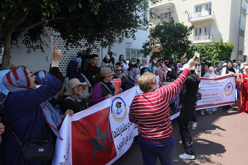 أولياء أمور طلبة أوكرانيا يحتجون بالرباط ضد قرار إجراء مباريات الإدماج