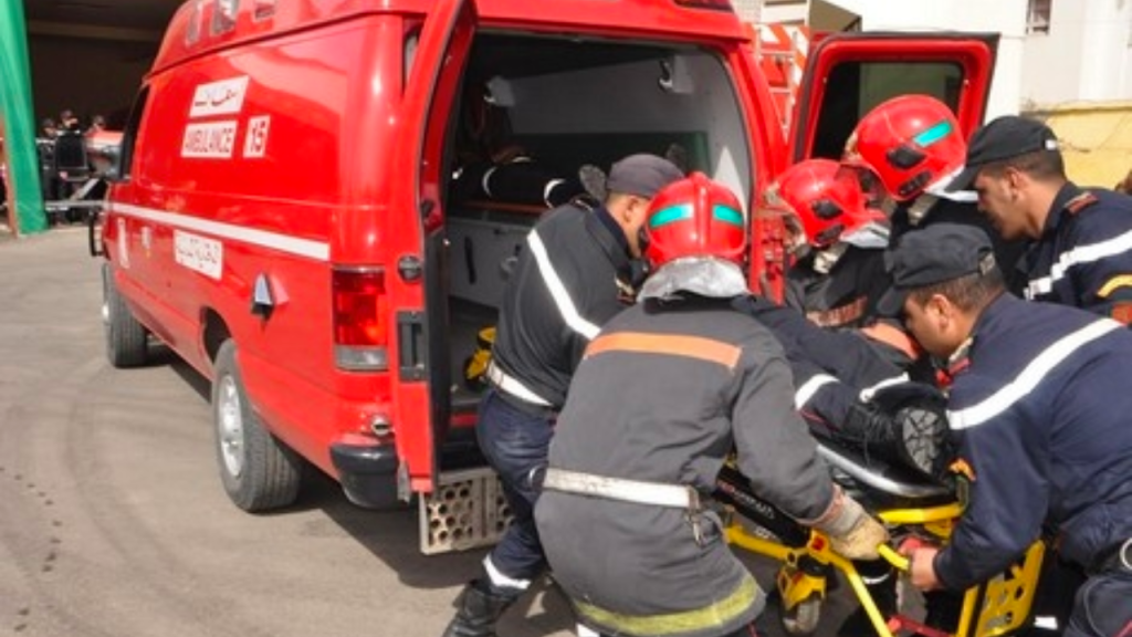 إقليم أزيلال: مصرع 3 أشخاص وإصابة 8 آخرين بجروح متفاوتة الخطورة في حادثة سير إقليم أزيلال: مصرع 3 أشخاص وإصابة 8 آخرين بجروح متفاوتة الخطورة في حادثة سير