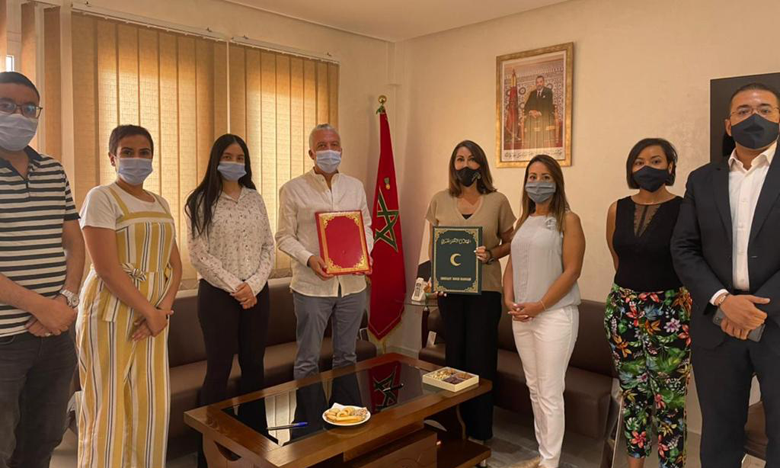 التوقيع على اتفاقية شراكة بين الهلال الأحمر المغربي وجمعية قلب المغرب لدعم الفئات الهشة بجهة مراكش