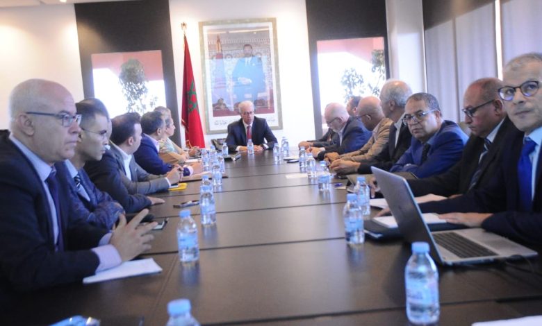 الكشف عن نتائج دراسة لتدقيق استهلاك الماء بـ 10 مؤسسات فندقية بمراكش الكشف عن نتائج دراسة لتدقيق استهلاك الماء بـ 10 مؤسسات فندقية بمراكش