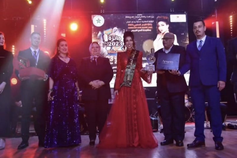 تكريم مشاهير في حفل جائزة "النجم المغربي" تكريم مشاهير في حفل جائزة "النجم المغربي"