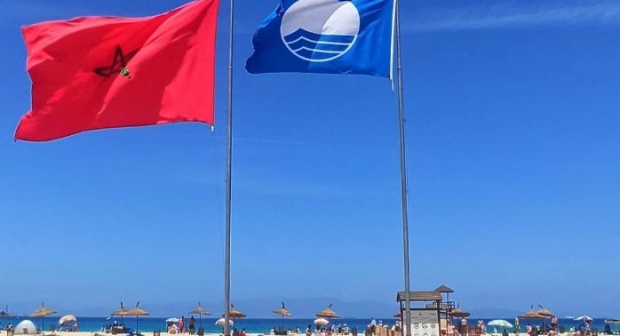 رفع اللواء الأزرق بميناء مارينا سمير و4 شواطئ بالمضيق الفنيدق