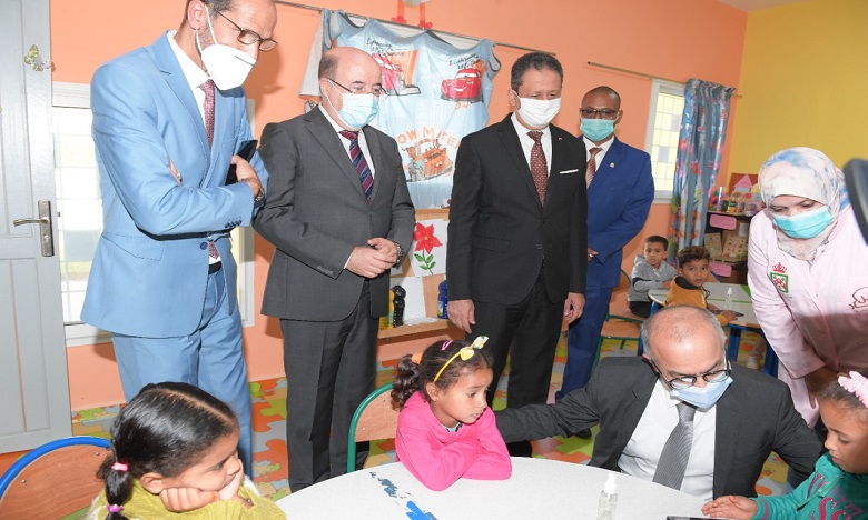 شكيب بنموسى يعتزم تخصيص فترة كل أسبوع لتنظيم زيارات إلى المؤسسات التعليمية