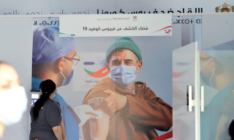 ضعف الإقبال على التلقيح يدفع بالسلطات باتجاه اعتماد تدابير وقائية أشد في مواجهة "أوميكرون "