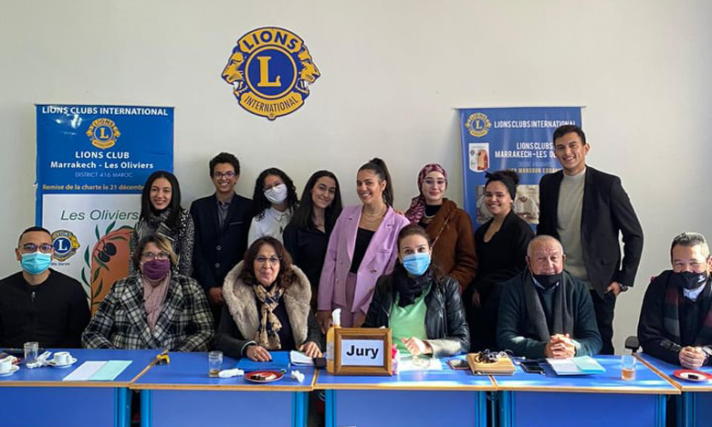 طلاب المدرسة الوطنية للتجارة والتسيير بمراكش يتألقون في المسابقة الجهوية للبلاغة لسنة 2021