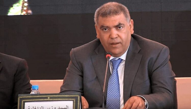 عبد الوافي لفتيت يمنع سقي المساحات الخضراء وملاعب الكولف بالماء الصالح للشرب