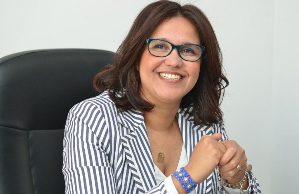 فعاليات نسائية تلتئم في خيمة بالبيضاء للتحسيس بخطورة العنف الرقمي