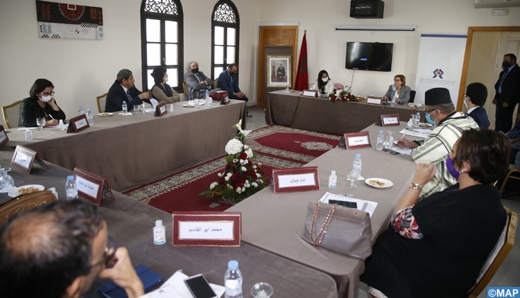 لجنة حقوق الإنسان بجهة الدارالبيضاء سطات تناقش موضوع الشباب والنموذج التنموي