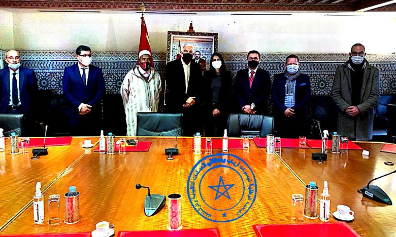 نادية فتاح وزيرة السياحة والصناعة التقليدية تمتص غضب أرباب الحمامات