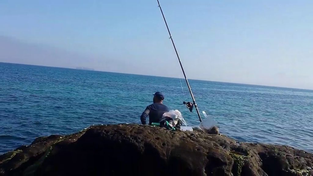 هواة الصيد الترفيهي بالقصبة سيصبحون ملزمين بالحصول على رخصة لممارسة هوايتهم