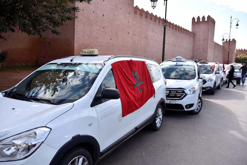 وزير النقل يدخل على خط إضراب الجامعة الوطنية للنقل المتعدد الوسائط ومهنيو الطاكسيات بفاس يراسلون الوالي لمراجعة التسعيرة