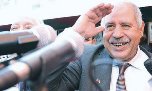 وفاة نوبير الأموي الأمين العام السابق للكونفدرالية الديمقراطية للشغل