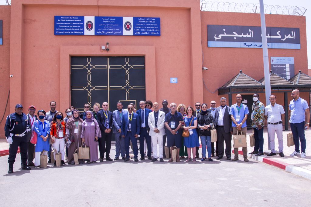 وفد من الدول المشاركة في مؤتمر اليونسكو لتعليم الكبار يزور سجن الأوداية بمراكش