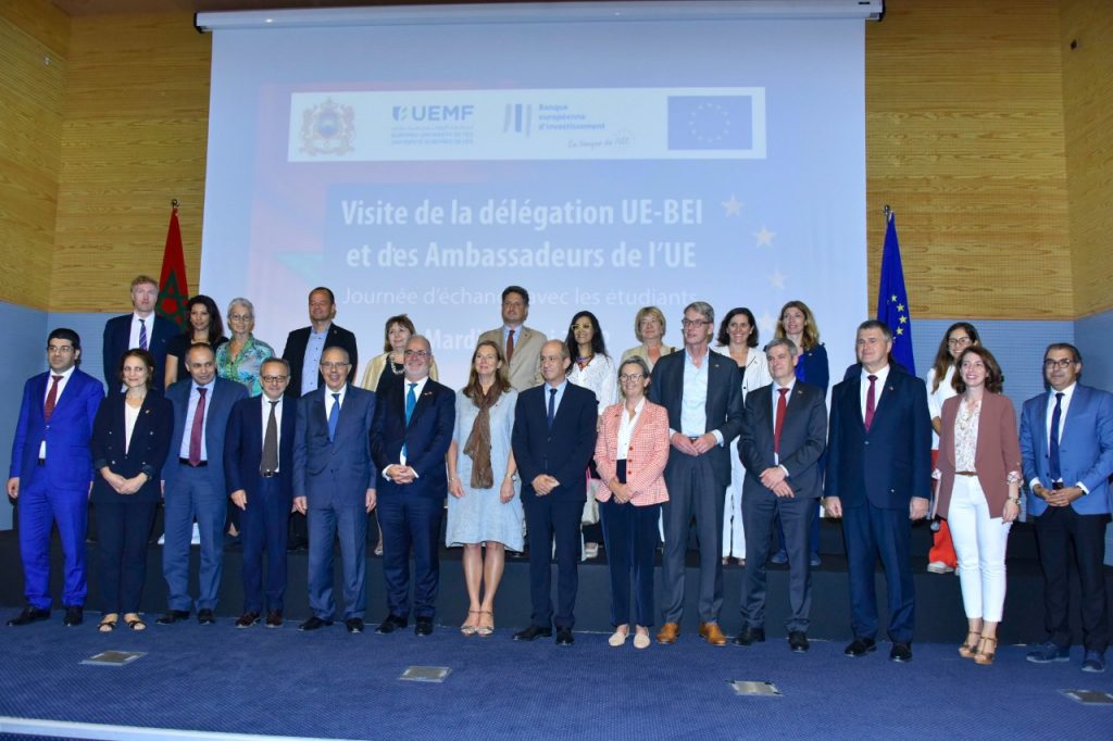 وفد من 13 سفيرا أوروبيا بالمغرب يزور الجامعة الأورومتوسطية بفاس