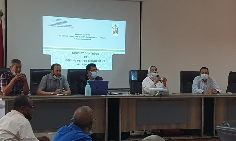 يوم دراسي لتقييم خدمات تدبير قطاع النظافة بالمقاطعات الخمسة لمراكش