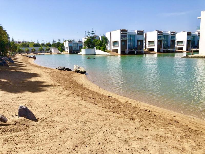 85 في المائة من المغاربة غير راضين عن وضعية تهيئة وتعمير الساحل (تقرير)