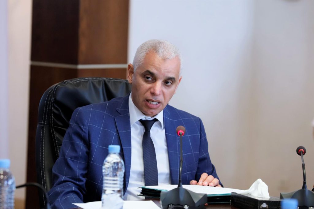 آيت طالب يشدد على احترام مدونة الأدوية والصيدلة لحماية المرضى