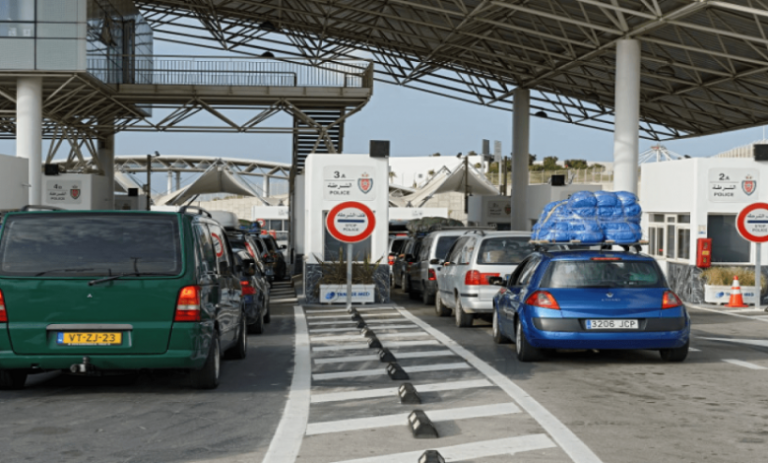 إدارة الجمارك تمدد آجال القبول المؤقت للسيارات السياحية المنتهية صلاحية مكوثها بالمغرب حتى يونيو المقبل