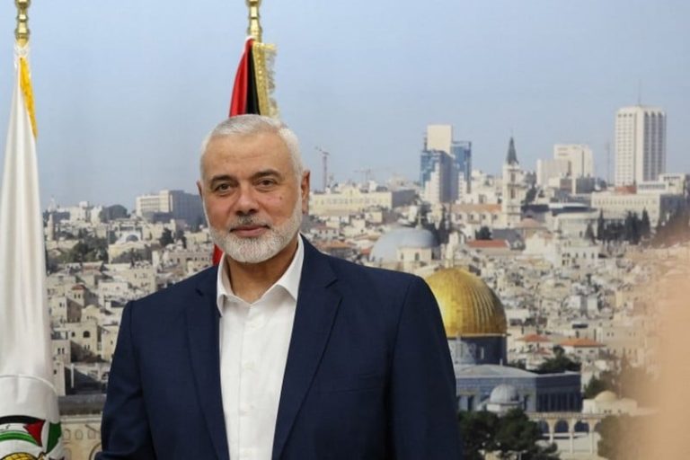 إسماعيل هنية يصل إلى القاهرة لبحث هدنة