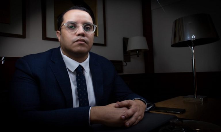 "إشاعة الثقافة القانونية" من بين أهم أوراش العمل..مراد العجوطي رئيسا جديدا لنادي المحامين بالمغرب