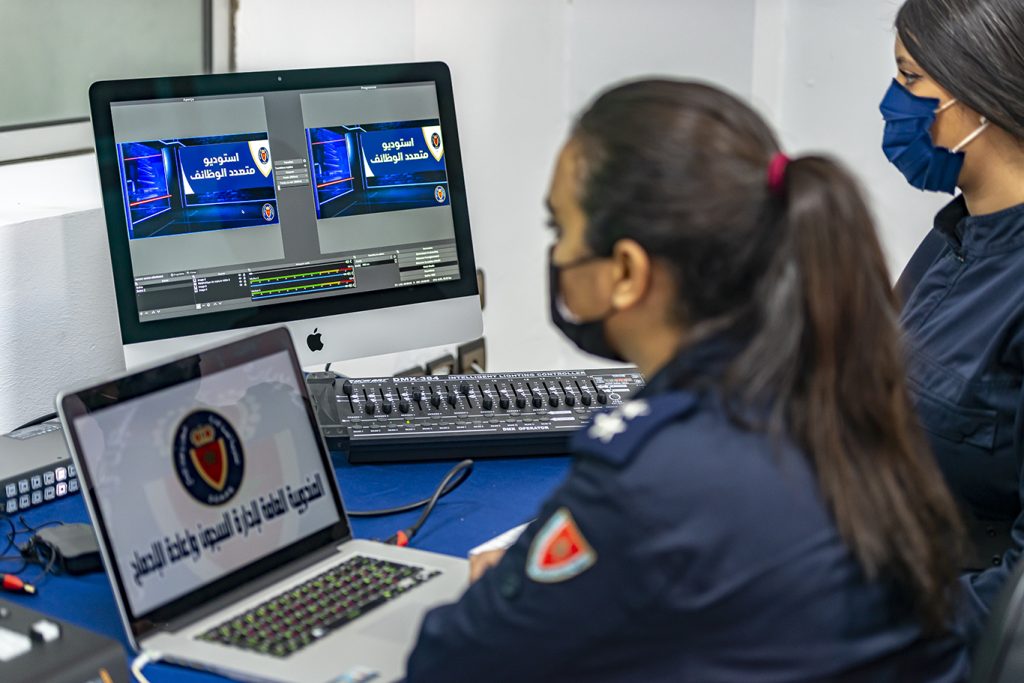 إطلاق استوديو متعدد الوظائف لنزيلات السجن المحلي عين السبع