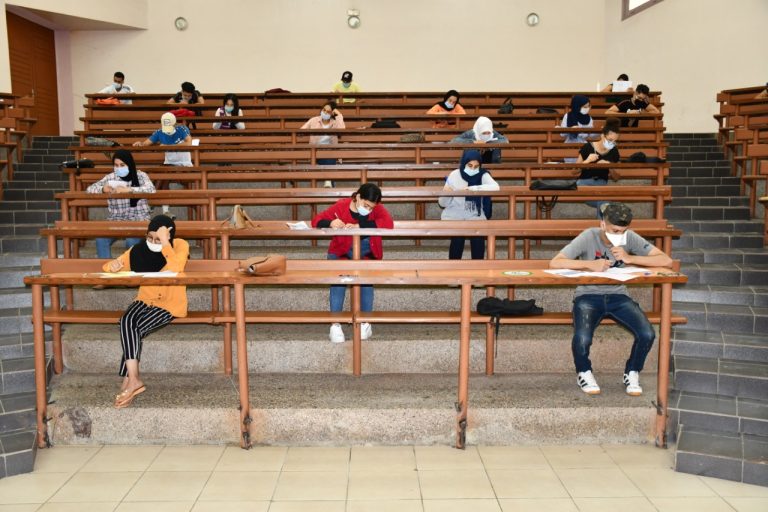 إطلاق خدمة إلكترونية جديدة لحجز موعد استلام البطاقة البنكية "منحتي"