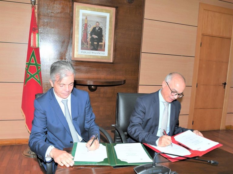 اتفاقية شراكة بين وزارة التربية الوطنية ومؤسسة (سندي) لتعزيز الدعم التربوي