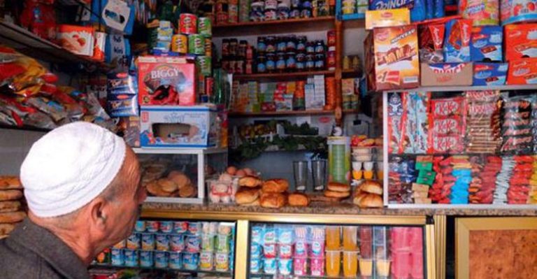 ارتفاع الأسعار..مغاربة يطلقون مبادرة "تحدي الكارني" لتسديد ديون الفقراء