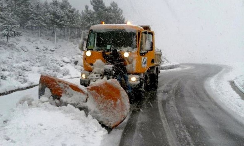 الأحوال الجوية: وزارة التجهيز والنقل تستعرض حصيلة عمليات التدخل لإعادة فتح الطرق في وجه حركة السير