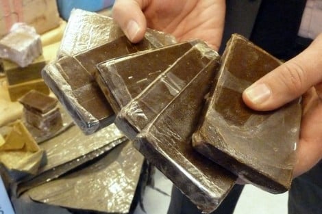 البحرية الملكية تحجز 350 كلغ من مخدر الشيرا بعرض ساحل الناظور