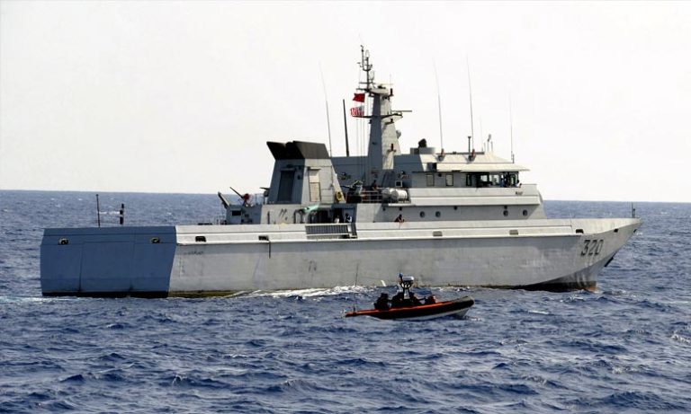 البحرية الملكية تقدم المساعدة لـ 165 مرشحا للهجرة غير الشرعية