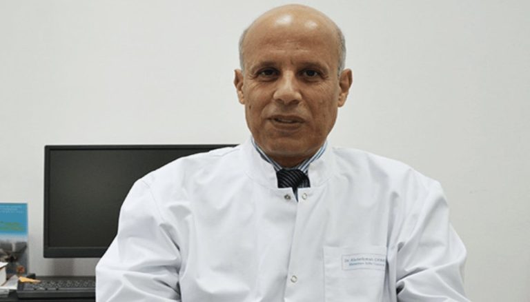 البروفيسور عبد الفتاح: إصابات كورونا في تصاعد والحالات المصرح بها لا تعكس الواقع