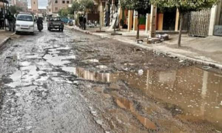 التساقطات المطرية تغرق أحياء بتراب مقاطعة المنارة بمراكش