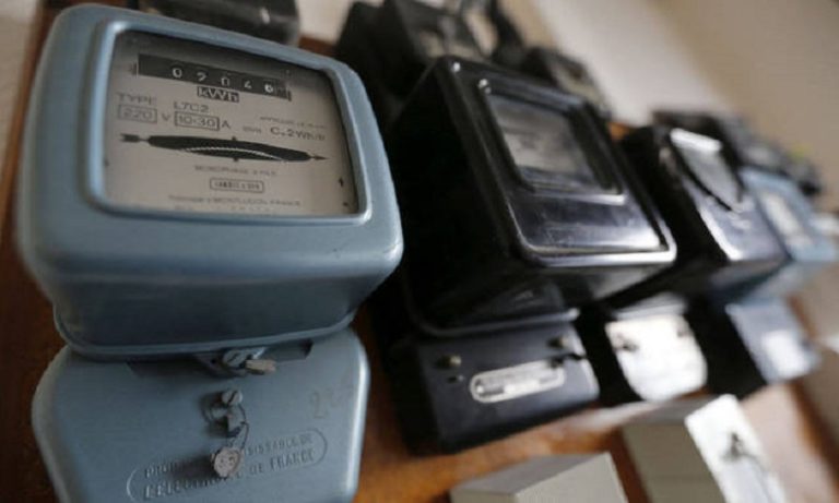 الحكومة تخصص مكافأة لمن يسجل استهلاكا أقل للطاقة الكهربائية