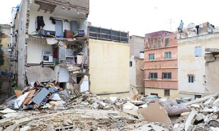 الدار البيضاء: انهيار منزل آيل للسقوط وخال من السكان بالمدينة القديمة