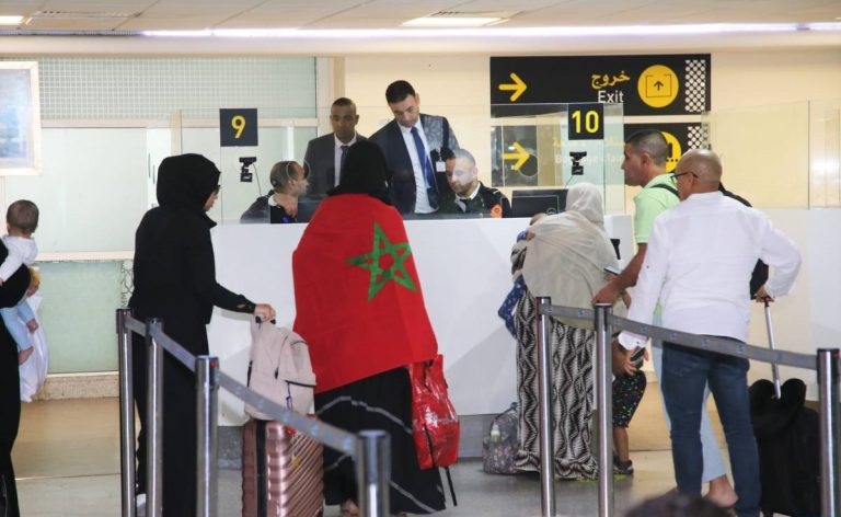 الدار البيضاء..وصول 154 مواطنا مغربيا قادمين من السودان