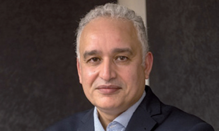 الدكتـور حمضـي يوضـح الحـالات التي يمكن اللجوء فيها إلى اختبـار الكشـف السريع عن كورونا