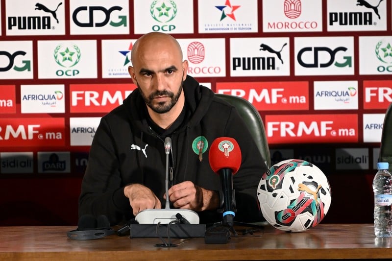 الركراكي يربك برمجة الدوري الاحترافي الركراكي يربك برمجة الدوري الاحترافي