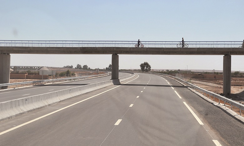 الطرق السيارة: توقف مؤقت لحركة السير على مقطع الطريق بين الرباط وعين عتيق