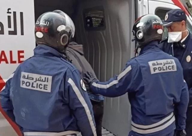 القنيطرة.. توقيف ثلاثة أشخاص للاشتباه في تورطهم في حيازة وترويج المخدرات والمؤثرات العقلية