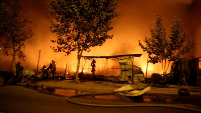 القنيطرة.. حريق يلحق خسائر بـ 53 محلا لبيع الملابس المستعملة