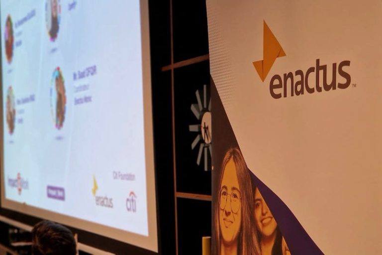 المدرسة الوطنية للتجارة والتسيير بالدار البيضاء تمثل المغرب في بطولة إناكتس العالمية للابتكار والريادة