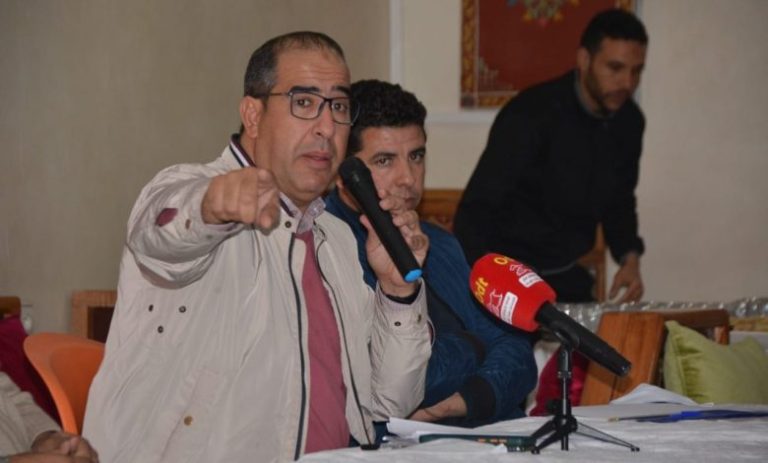 المنظمة الديمقراطية للنقل ترفع مذكرة لإصلاح قطاع سيارات الأجرة إلى رئيس الحكومة وفرق الأغلبية